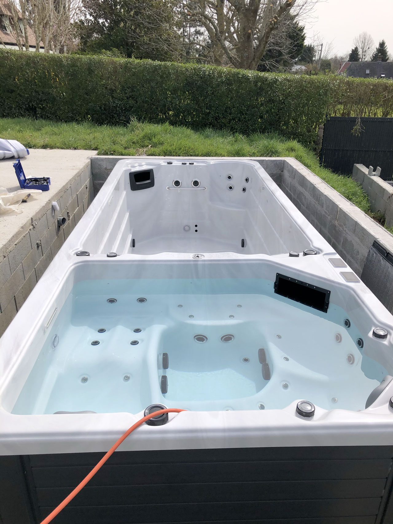Spa de nage Aqualife Normandie Piscine