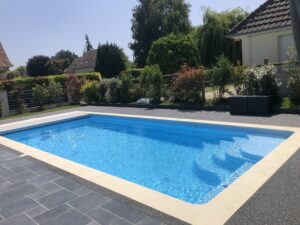 unique 9 cover - Cabourg